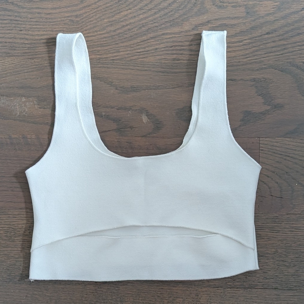 Zara Cream Sleeveless Crop Tank Top Medium